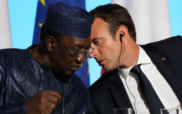 ob_aceb6a_macron-deby1