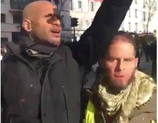 52016098_381871259264935_2589752102804783104_o